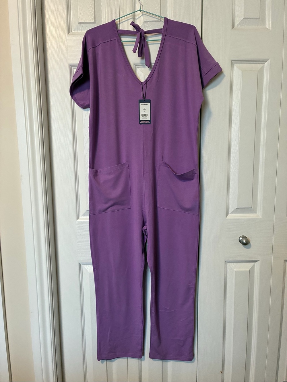 Smash + Tess Violet Divine, V-Neck Jumper Small, Relaxed Fit